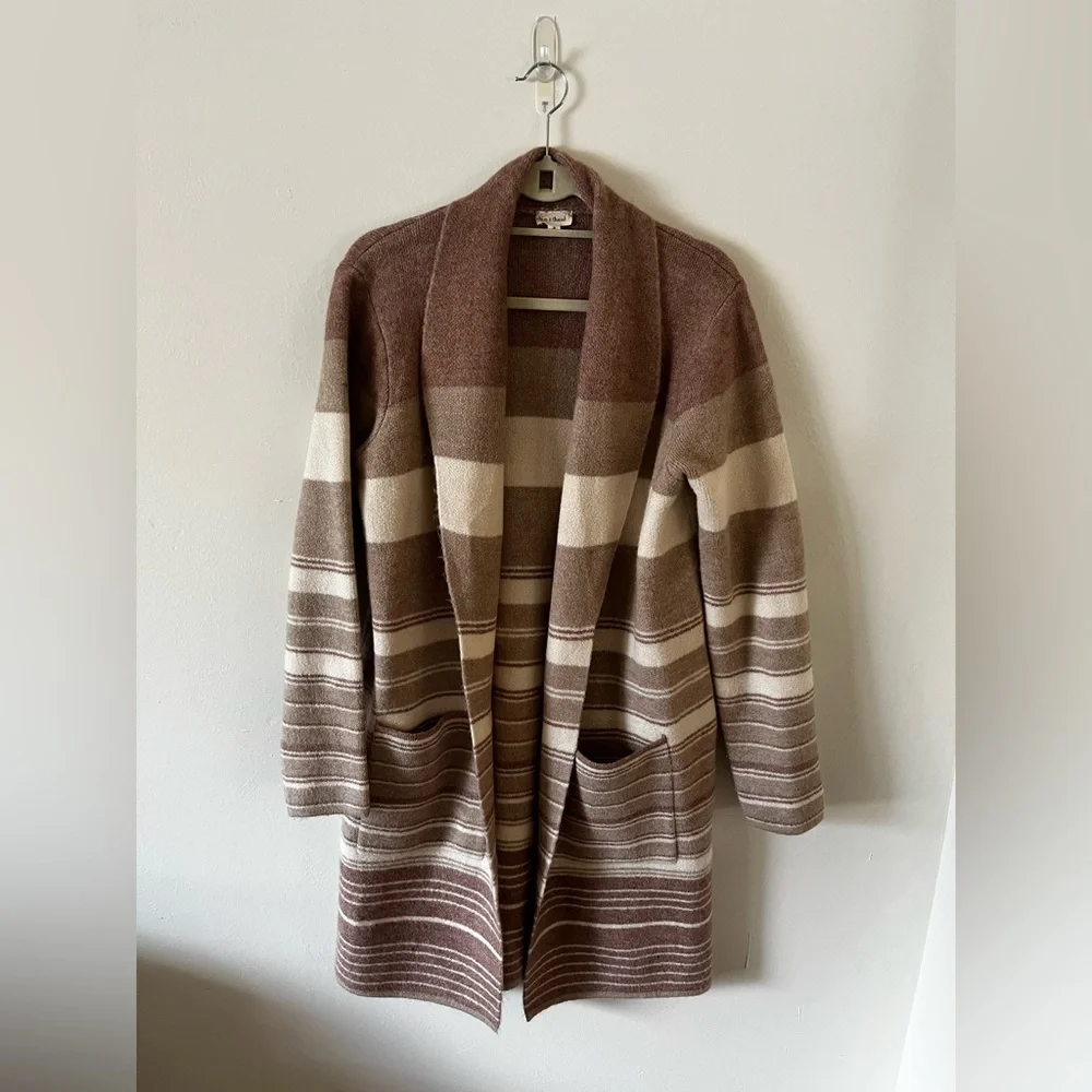 Long Cardigan Sweater - Picture 1 of 3